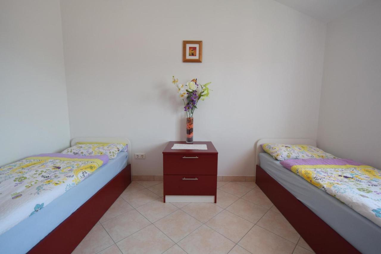 Apartments Gabrijel مالينسكا المظهر الخارجي الصورة