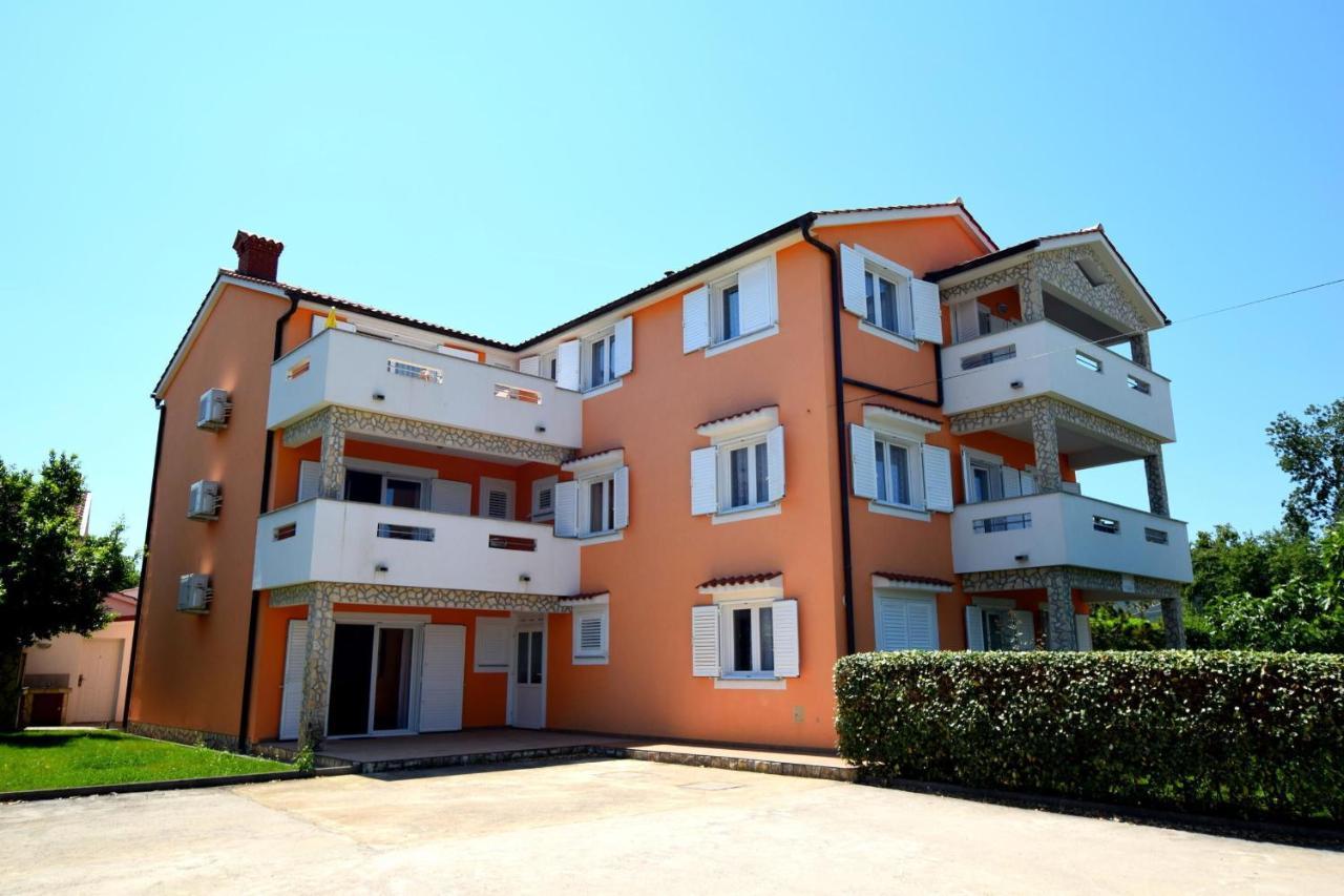 Apartments Gabrijel مالينسكا المظهر الخارجي الصورة