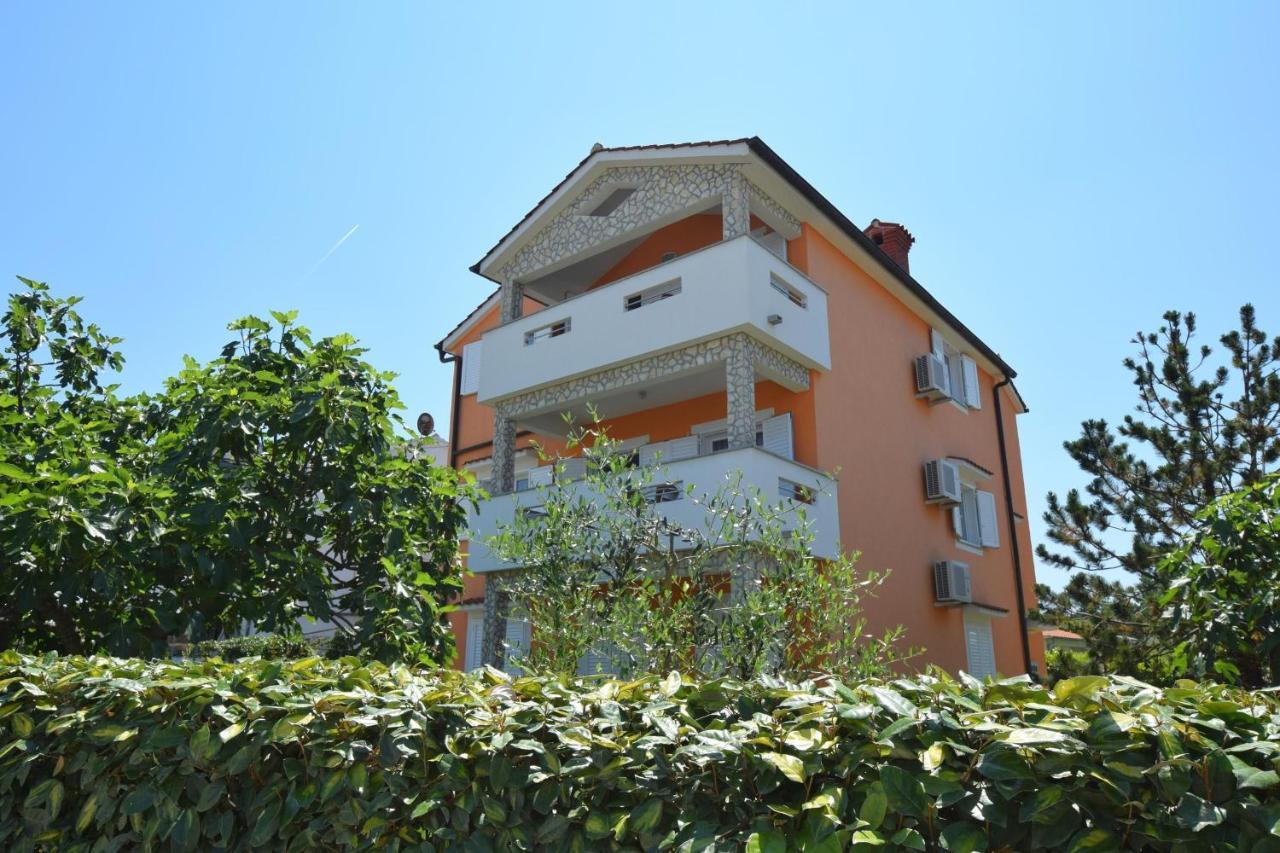 Apartments Gabrijel مالينسكا المظهر الخارجي الصورة
